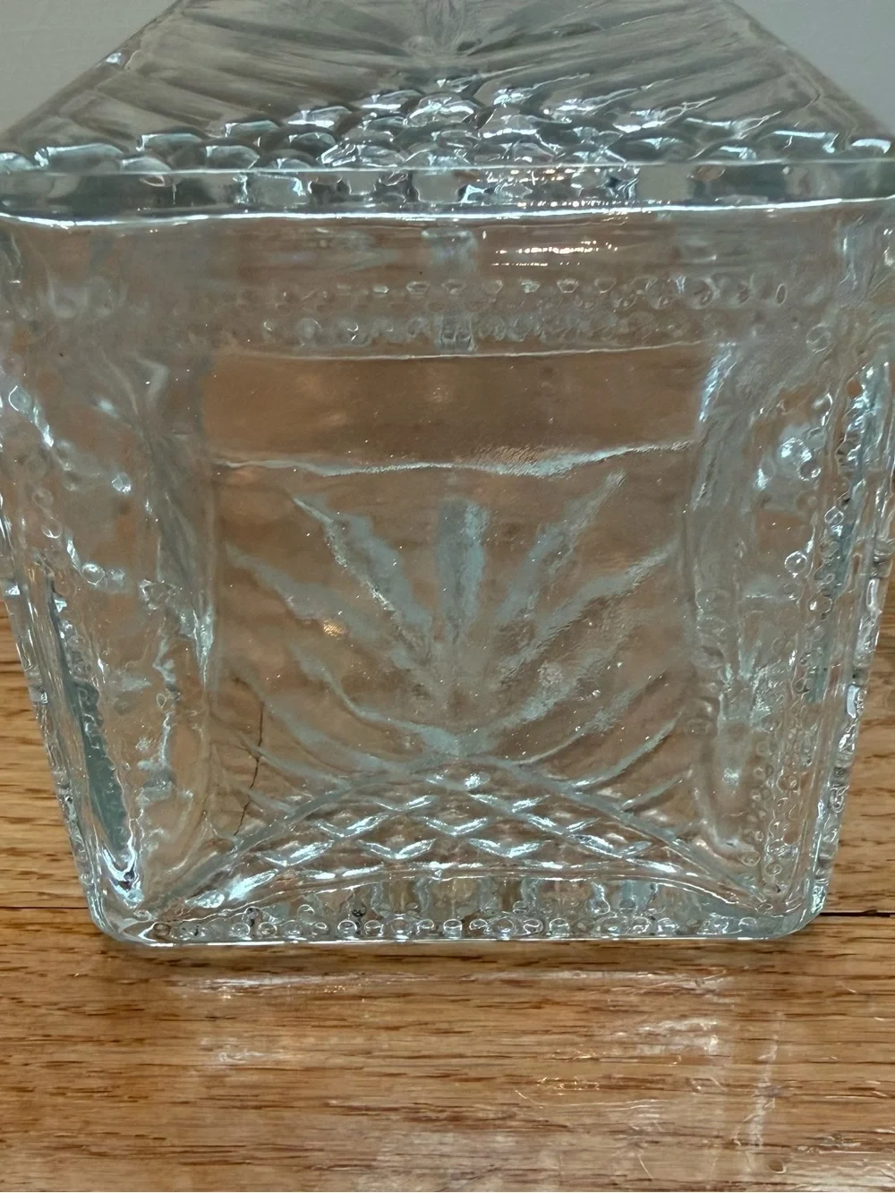 N/A clear glass